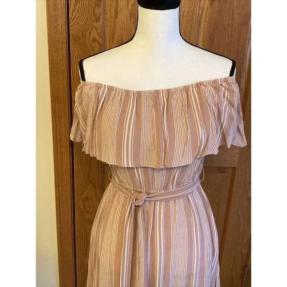FOREVER 21 Off The Shoulder Pink Striped Sundress Belt Women's Size M Swiftie - Picture 3 of 7